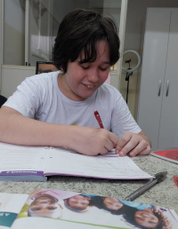 Karym aulas particulares